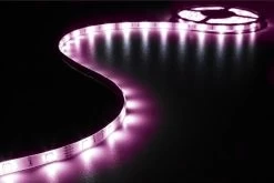 Vellight Vellight LEDS06RGB 90 LED's Strip 3 M En Voeding, Controller RGB